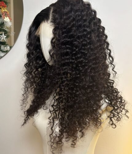Wig Deep curly 6x6 hd lace virgin hair 200% density ,24 pouces